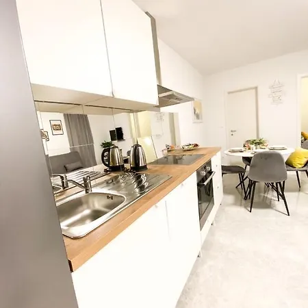 Olea Apartment Pobegi